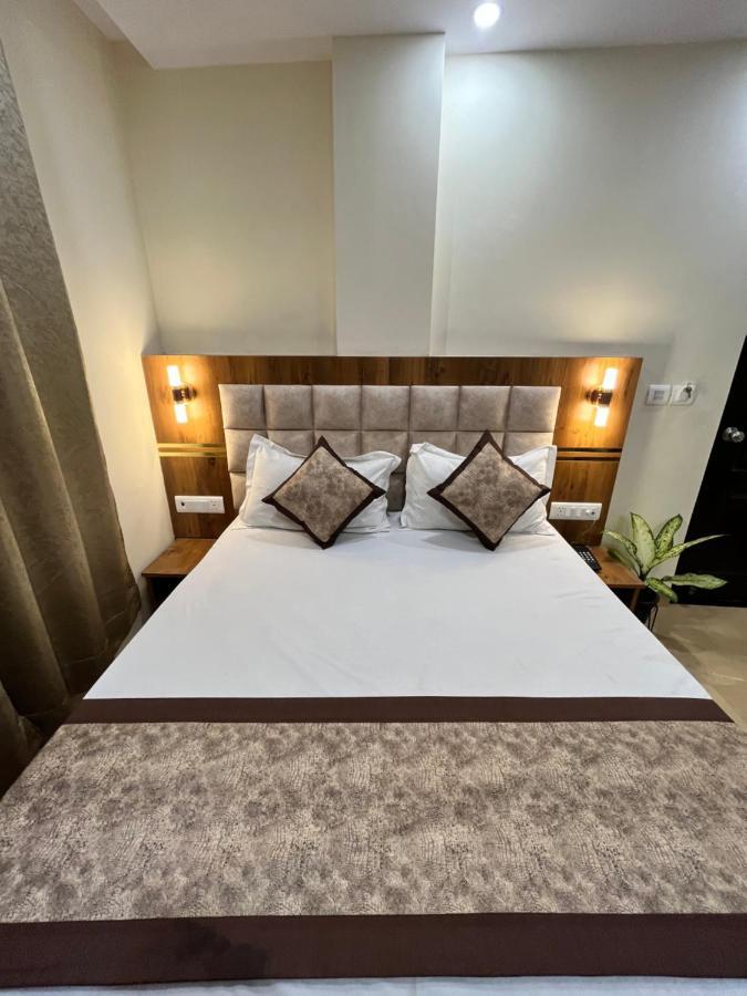 Hotel Mahalaxmi Deluxe New Delhi Eksteriør bilde